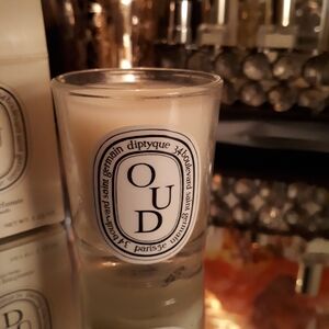 Diptyque OUD Candle in Cream